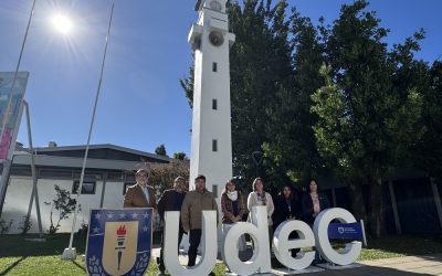 UdeC Campus Los Ángeles y DAEM fortalecen alianza para la formación docente y vinculación educativa