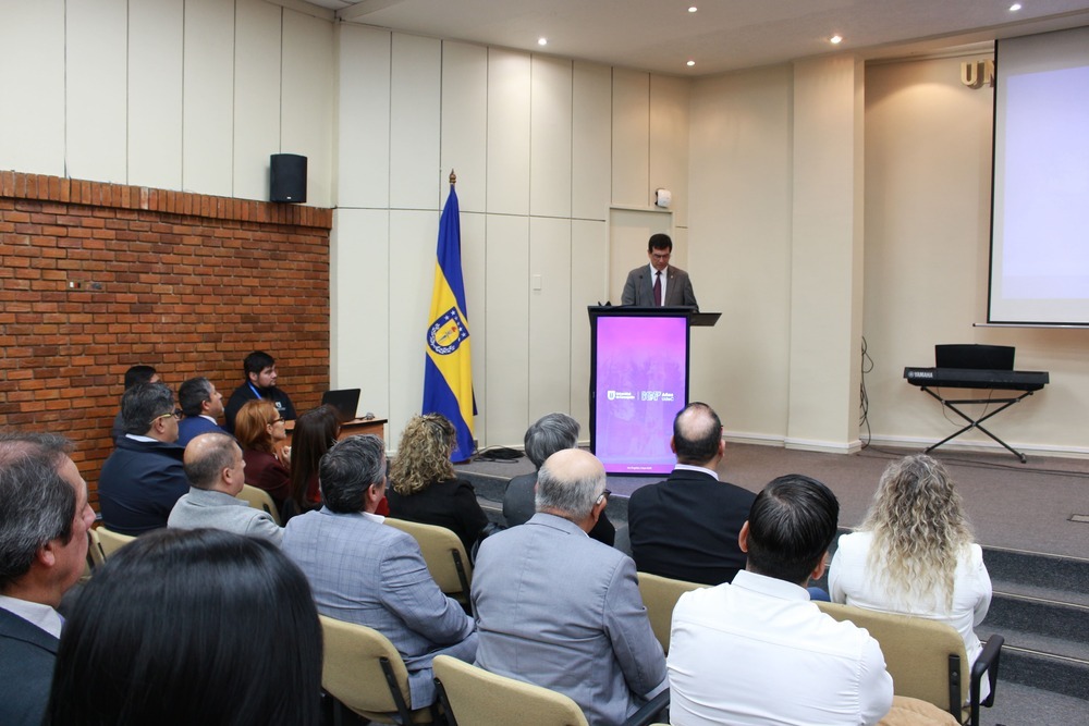 Campus Los Ángeles conmemoró aniversario institucional reconociendo trayectorias y años de servicio