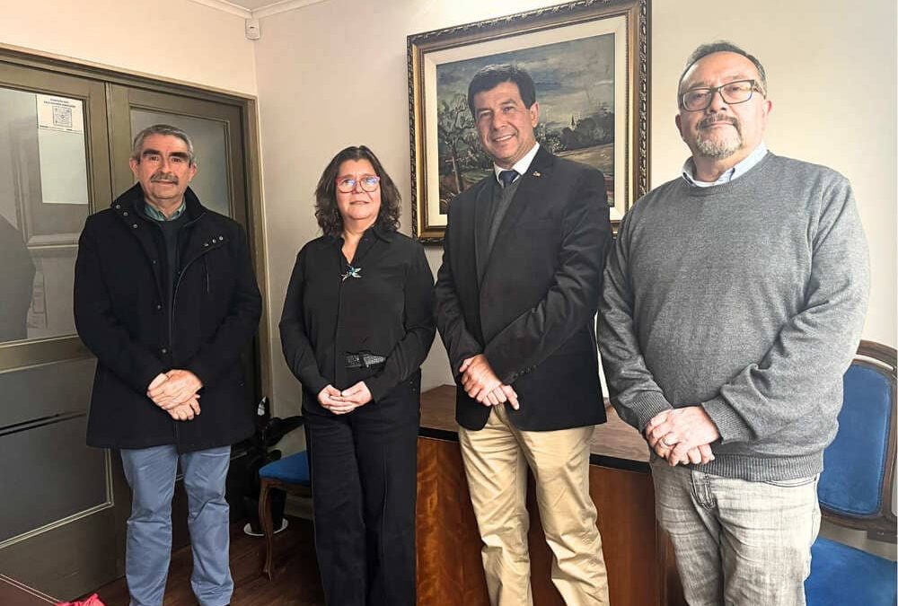Autoridades del Campus Los Ángeles realizaron proceso de traspaso institucional