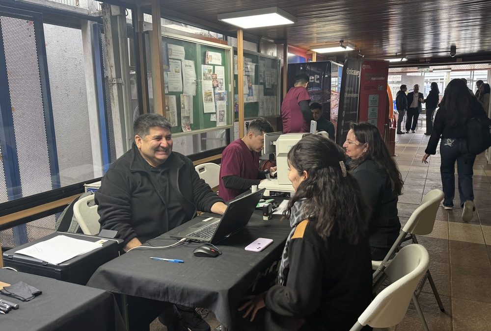 Jornada integral de salud acercó servicios de bienestar y seguridad social a trabajadoras y trabajadores del Campus Los Ángeles