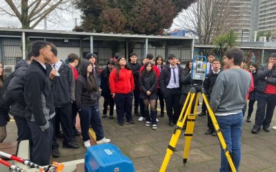 “Un día de Geomática” recibió a cerca de 40 jóvenes de enseñanza media para acercarlos a las diferentes áreas de dicha profesión