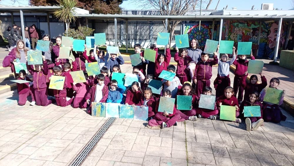 Niños y niñas participaron de mediación artística en relación con el concepto del agua en el Campus Los Ángeles