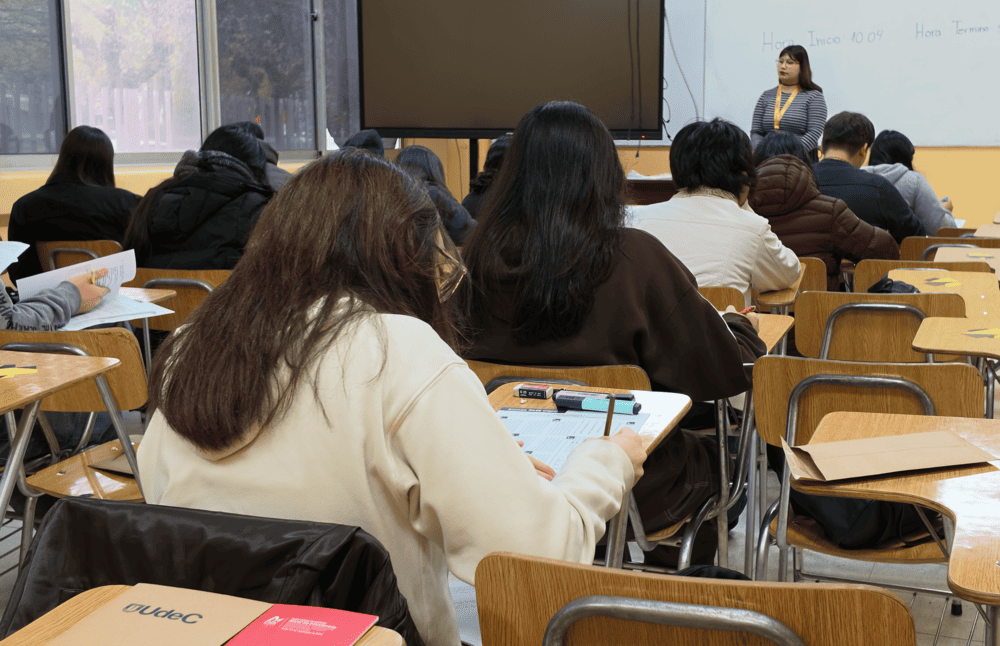 Con alta convocatoria se desarrolló el primer Ensayo PAES de la Universidad de Concepción en el Campus Los Ángeles.