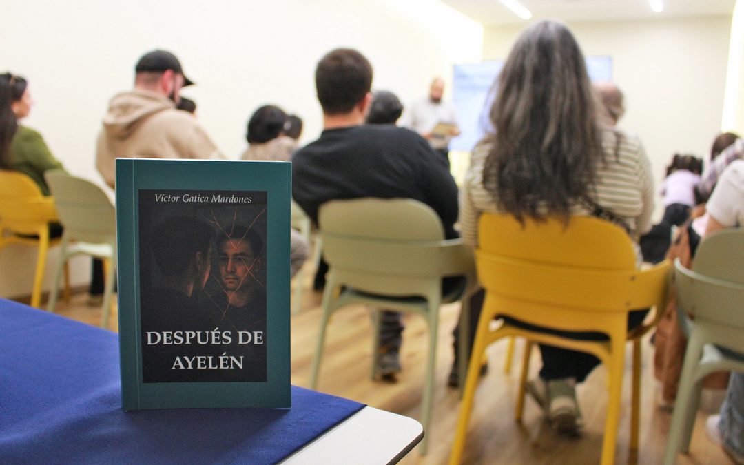 Alumni UdeC lanzó segundo libro de una trilogía de poemas y reflexiones en el Campus Los Ángeles